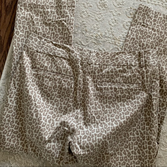 Banana Republic Cream Leopard Chino Pants 🐆 - Picture 7 of 7